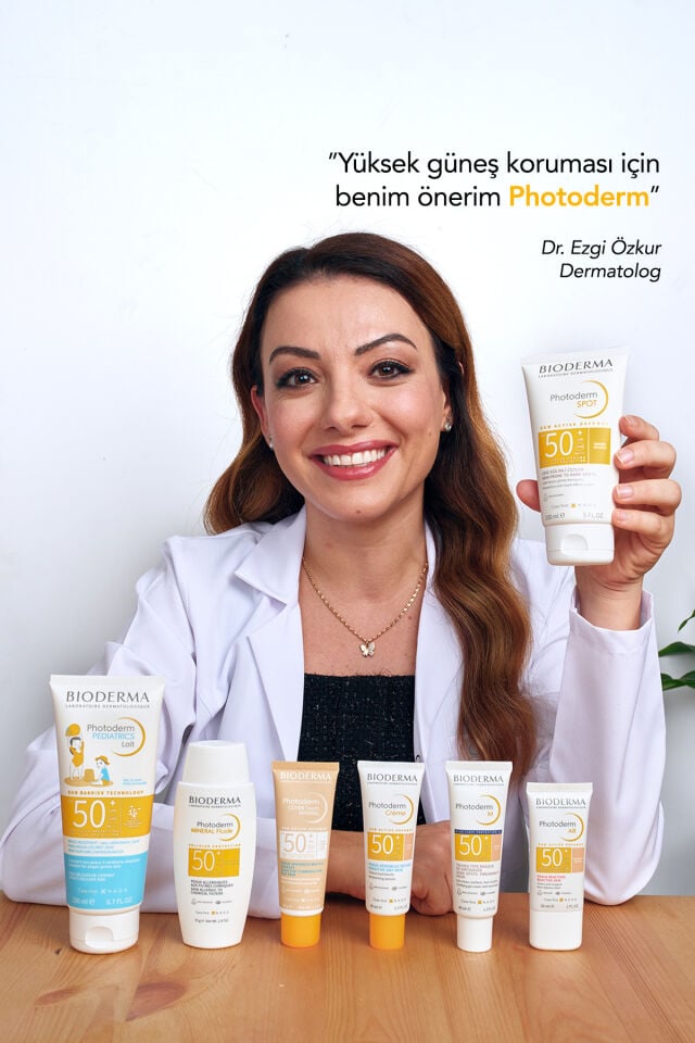 Photoderm Cover Touch SPF50+ Karma ve Yağlı Ciltler Kapatıcı Etkili Güneş Kremi Very Light 40 ML
