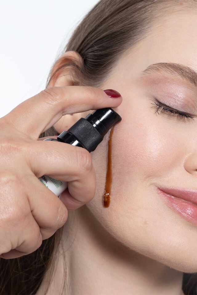 Gözenek Sıkılaştırıcı Liposomal Niasinamid Serum/Pore Tightening Liposom %10 Niacinamide Serum